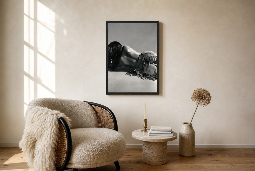 Fringe and Shadow, living room