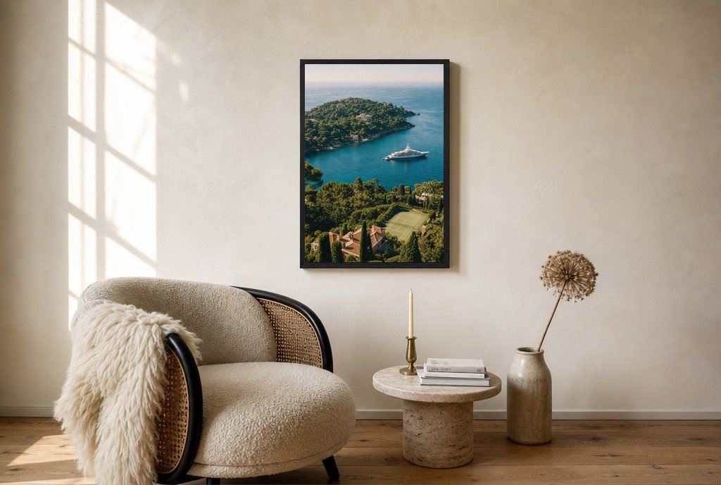 Coast and Tennis Court, living room