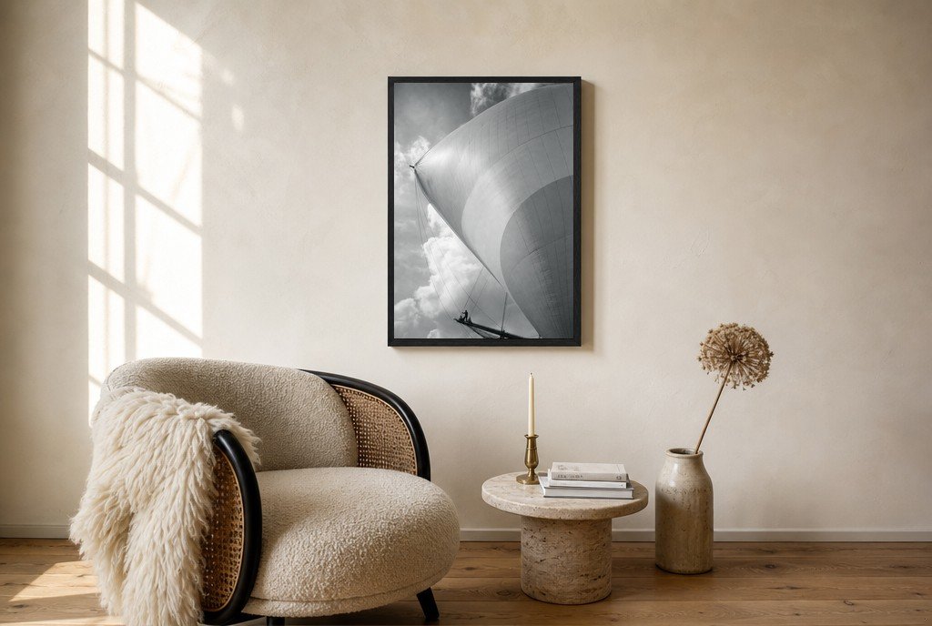 Full Sail, living room