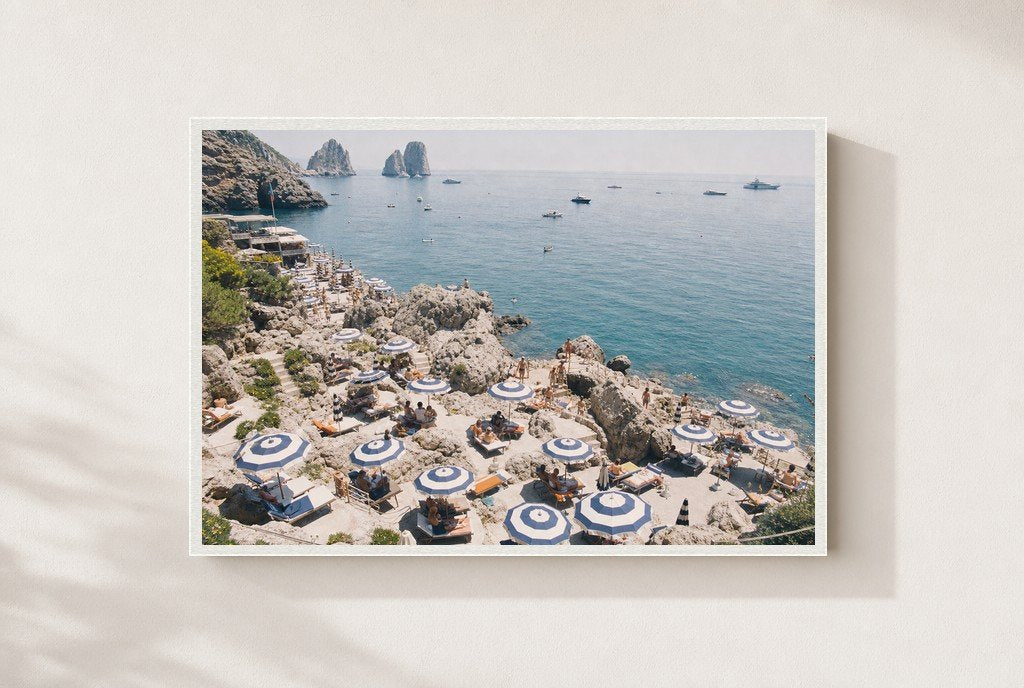 La Fontelina, Wide, framed, white